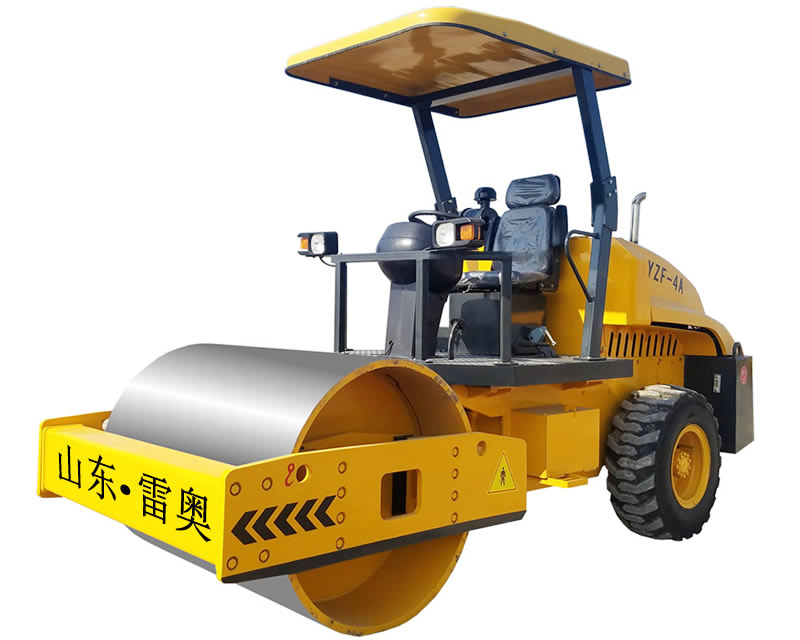 4噸駕駛篷壓路機